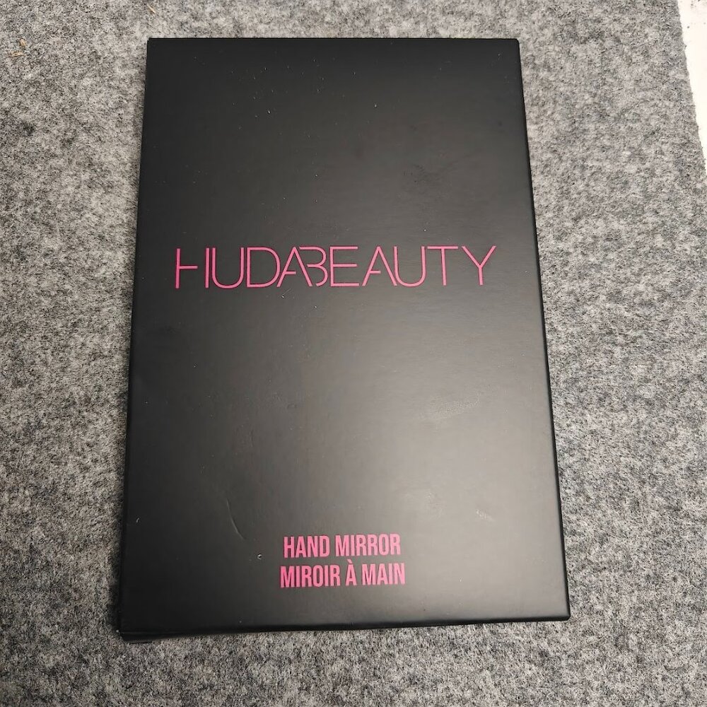 HUDA BEAUTY HAND MIRROR
